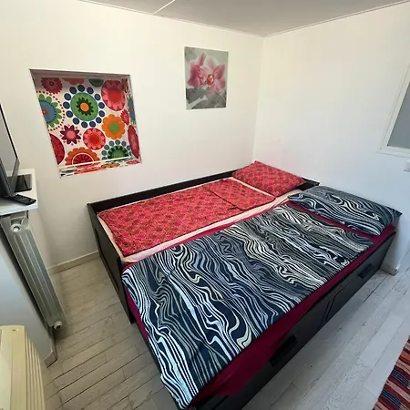Porta Venezia Studios G Apartment